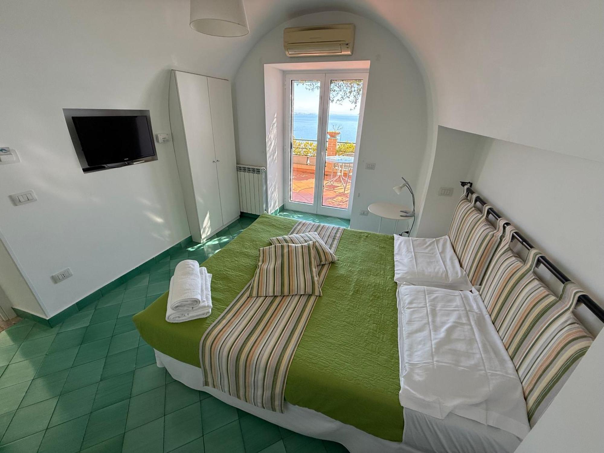 Вилла Casa Gabriella - Amalfi Coast - Free Parking - Full Sea View Виетри Экстерьер фото